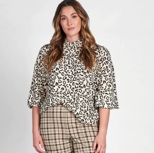 NWT Sanctuary Klara 🐆 spotted pullover